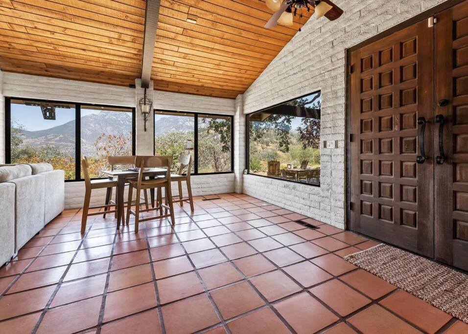 Scenic Spanish Rancho - Breathtaking Views Three Rivers Exterior photo